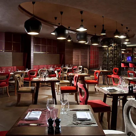 Hotel Divan 4*