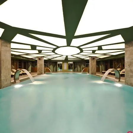 Hotel Divan 4*