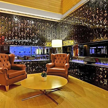 Divan 4*