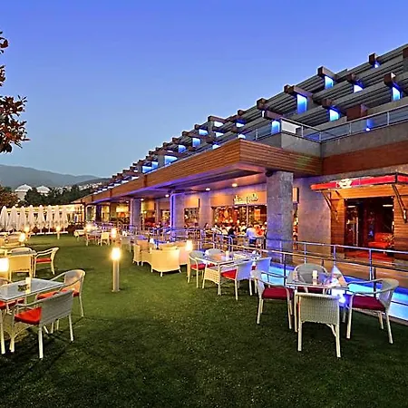 Divan 4*