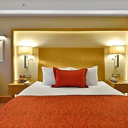 Divan 4*