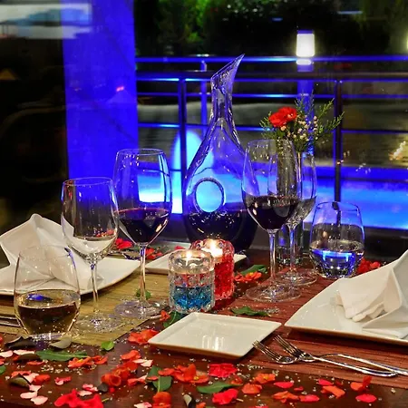 Hotel Divan 4*