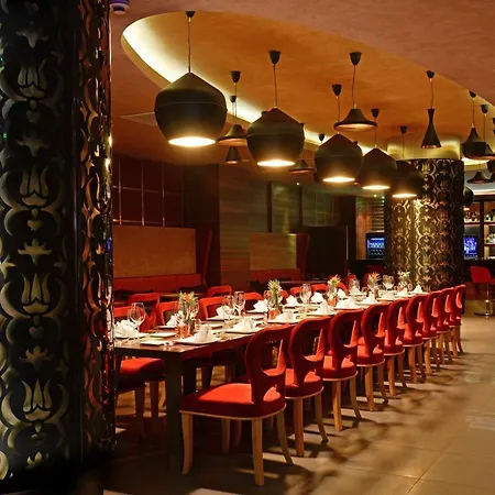 Hotel Divan